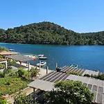 Konukevi Angela 3*