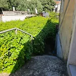 Angela Konukevi Goveđari