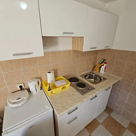 Guest house Angela 3*