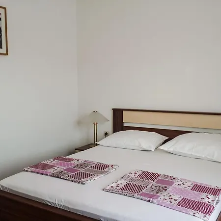 Angela Guest house 3*