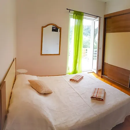 Angela Guest house 3*